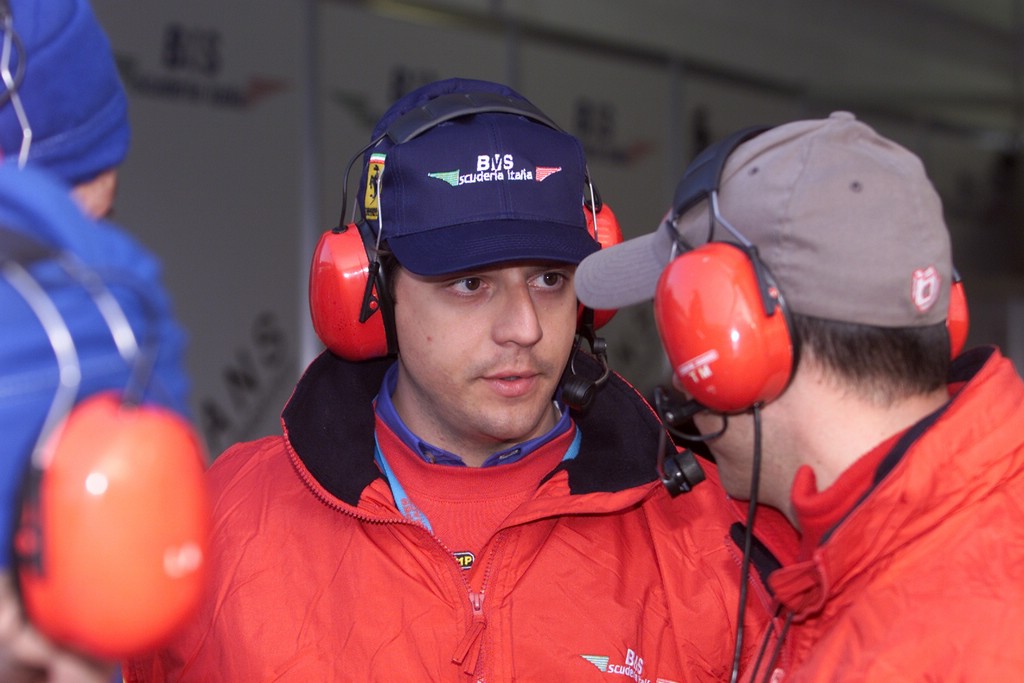 Team 01.jpg