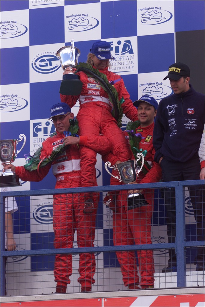 PODIO6.JPG